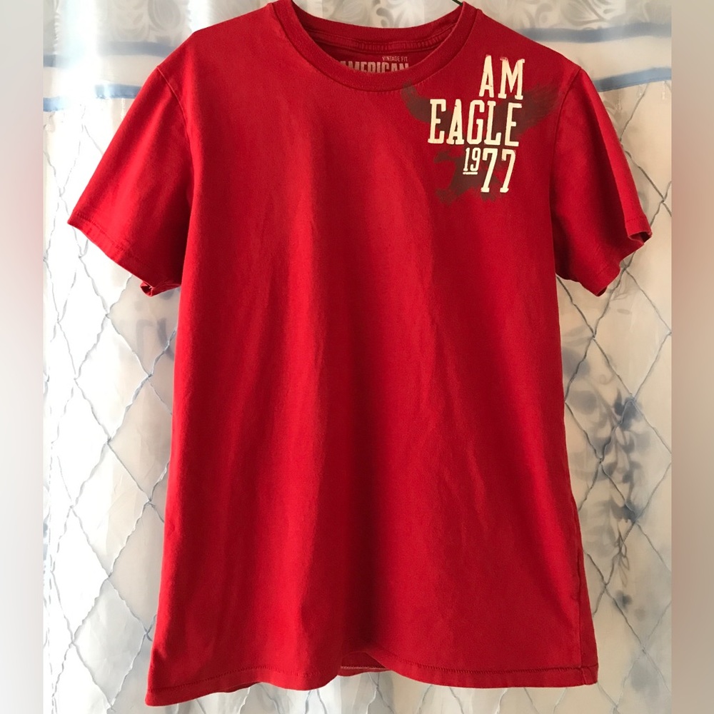 American Eagle Basic Red Tee Small Excellent! - image 1